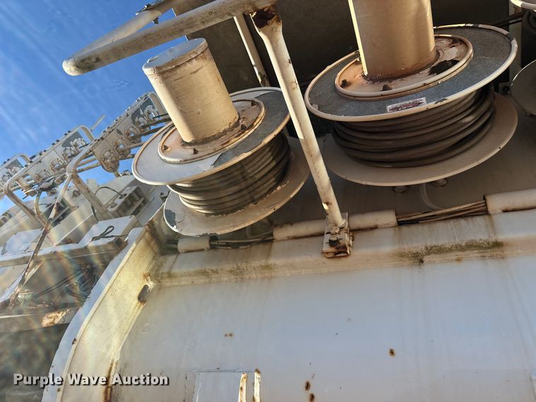 image for item DT6428 1990 Mannesmann Demag Baumaschinen AC335 crane