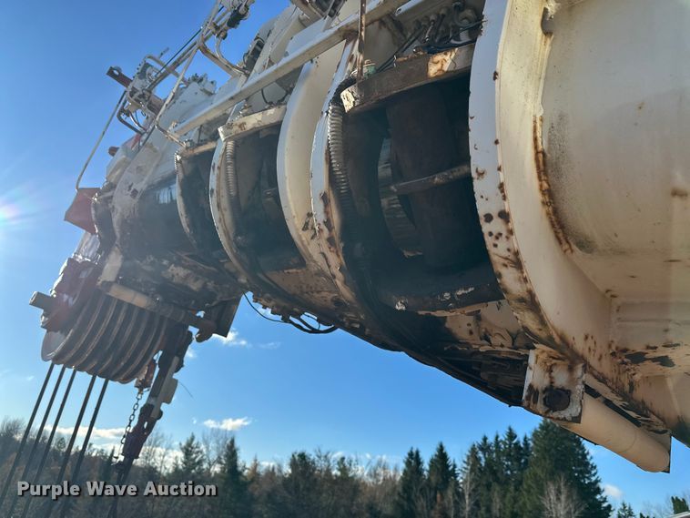 image for item DT6428 1990 Mannesmann Demag Baumaschinen AC335 crane