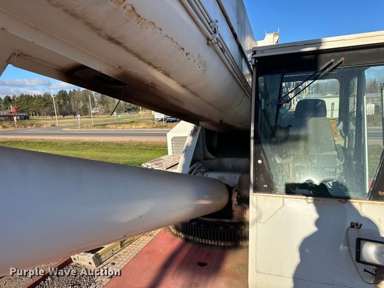 image for item DT6428 1990 Mannesmann Demag Baumaschinen AC335 crane