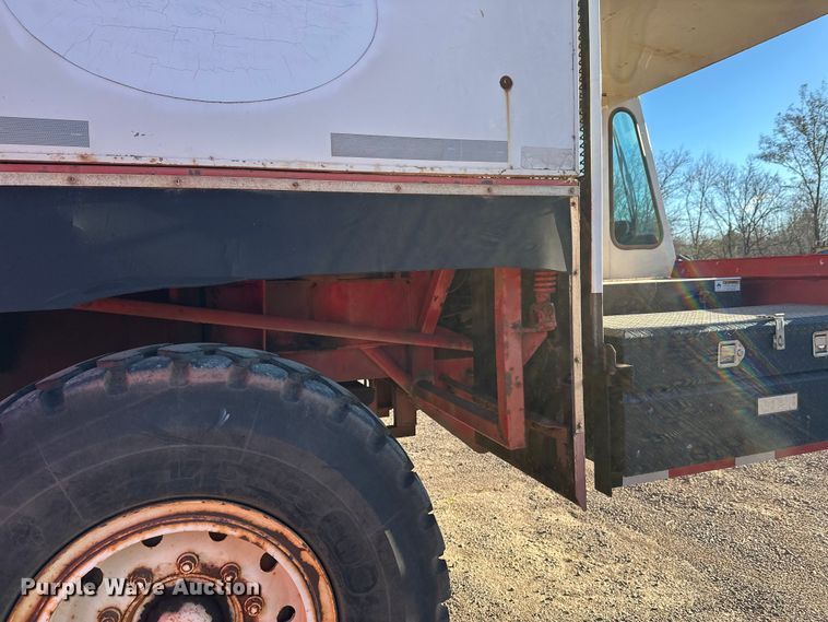 image for item DT6428 1990 Mannesmann Demag Baumaschinen AC335 crane