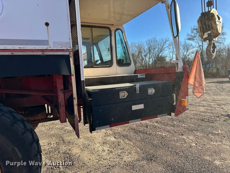 image for item DT6428 1990 Mannesmann Demag Baumaschinen AC335 crane