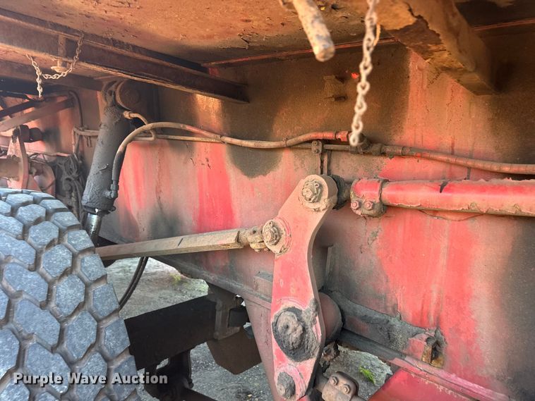 image for item DT6428 1990 Mannesmann Demag Baumaschinen AC335 crane