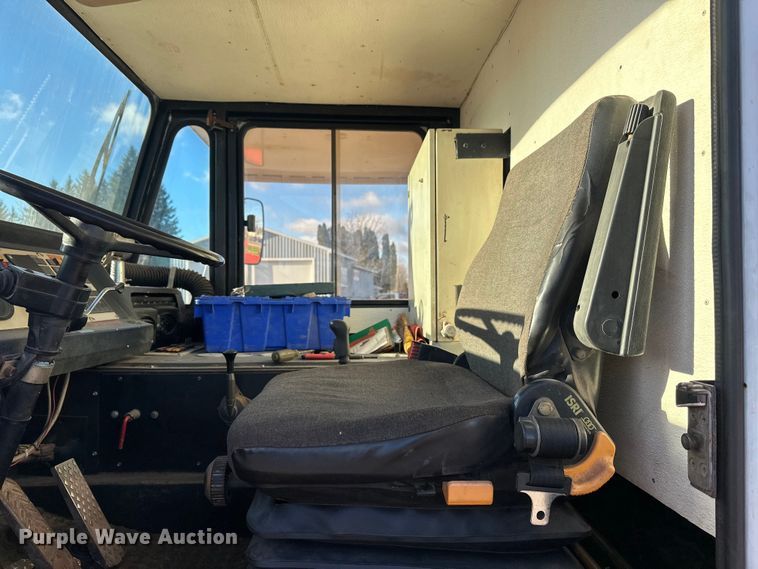 image for item DT6428 1990 Mannesmann Demag Baumaschinen AC335 crane