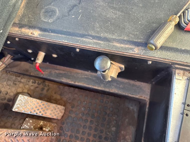 image for item DT6428 1990 Mannesmann Demag Baumaschinen AC335 crane