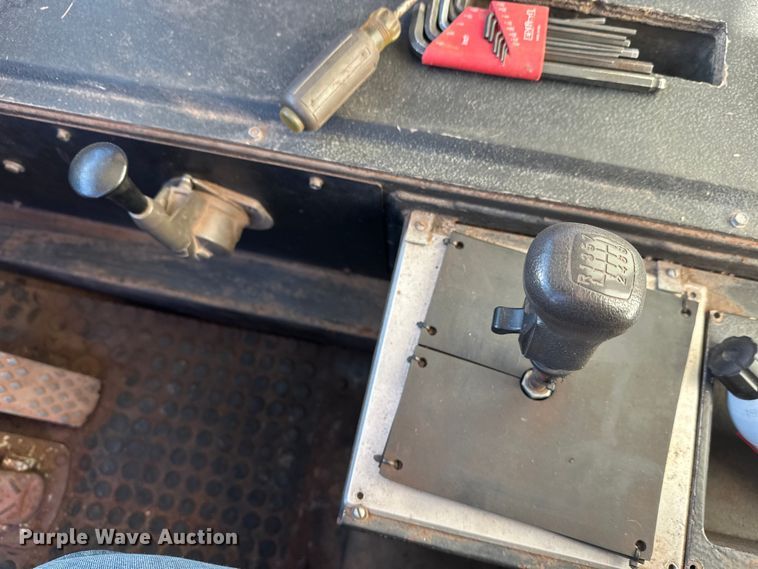 image for item DT6428 1990 Mannesmann Demag Baumaschinen AC335 crane