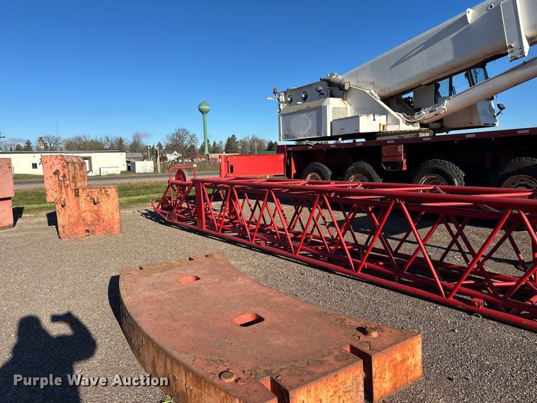 image for item DT6428 1990 Mannesmann Demag Baumaschinen AC335 crane