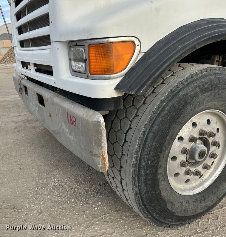 image for item DT6432 1999 Sterling L-Line truck cab and chassis