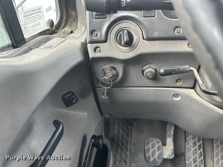 image for item DT6432 1999 Sterling L-Line truck cab and chassis