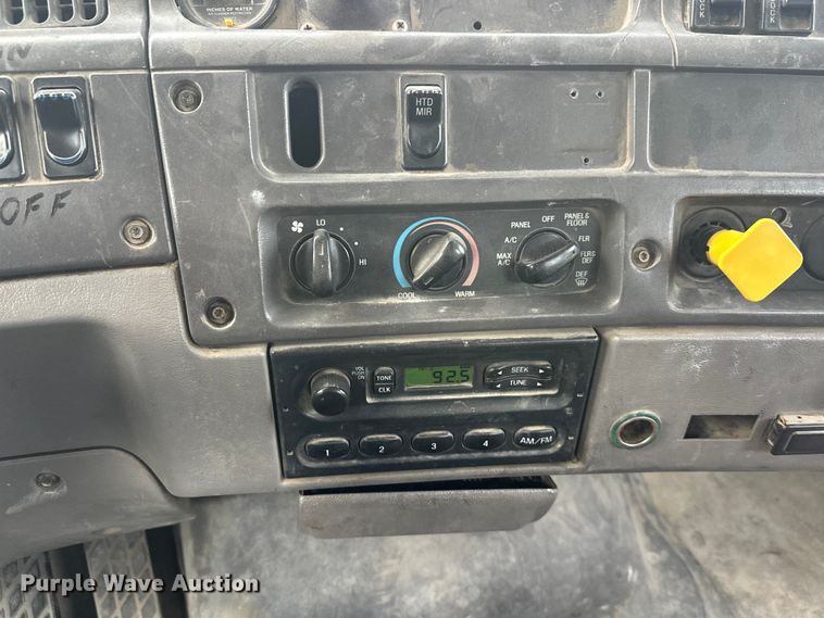 image for item DT6432 1999 Sterling L-Line truck cab and chassis