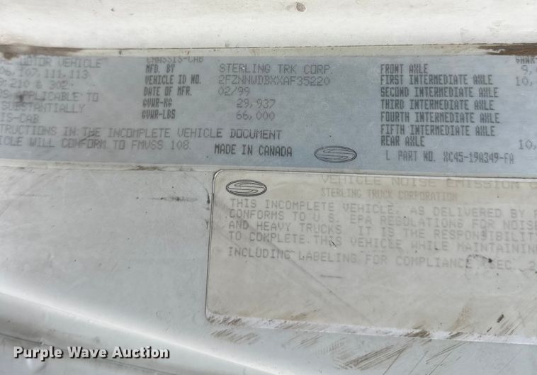 image for item DT6432 1999 Sterling L-Line truck cab and chassis