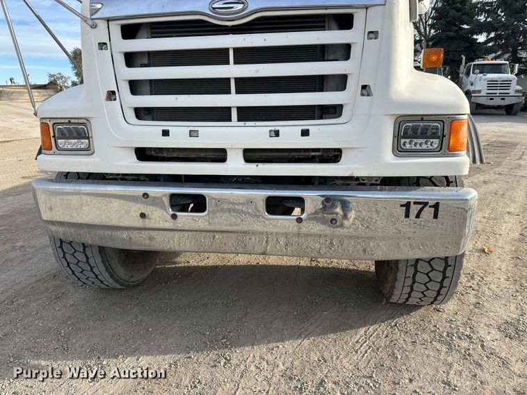 image for item DT6433 1999 Sterling L-Line truck cab and chassis