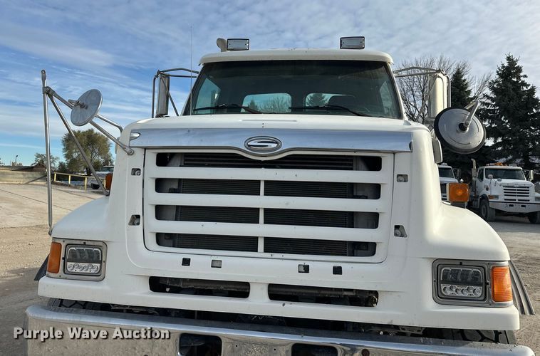 image for item DT6433 1999 Sterling L-Line truck cab and chassis