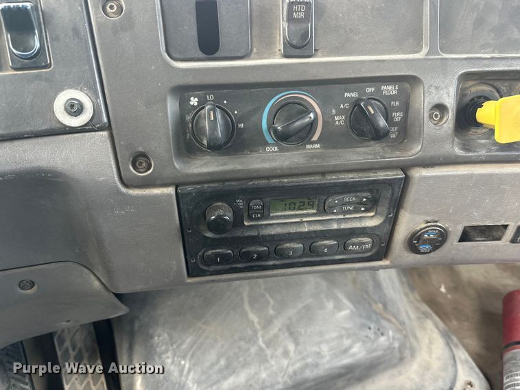 image for item DT6433 1999 Sterling L-Line truck cab and chassis