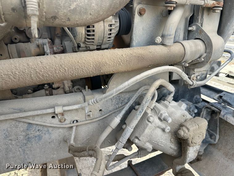 image for item DT6433 1999 Sterling L-Line truck cab and chassis