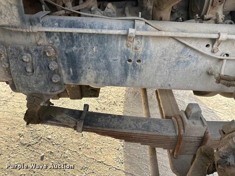 image for item DT6433 1999 Sterling L-Line truck cab and chassis