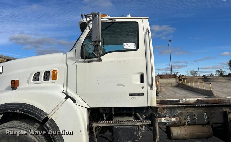 image for item DT6434 2003 Sterling L-Line truck cab and chassis