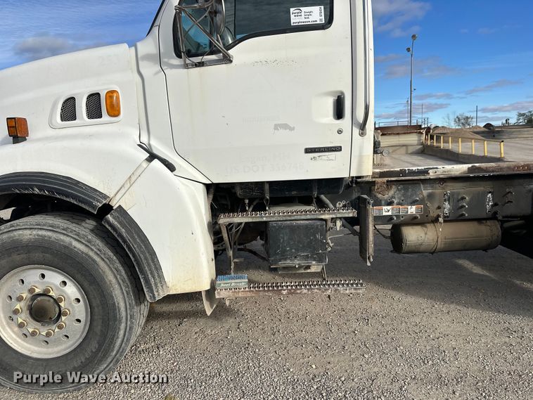 image for item DT6434 2003 Sterling L-Line truck cab and chassis