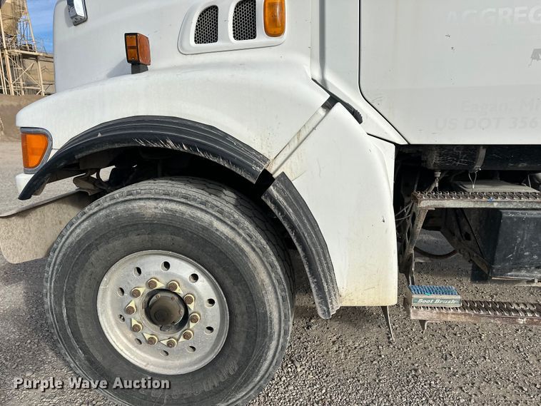 image for item DT6434 2003 Sterling L-Line truck cab and chassis