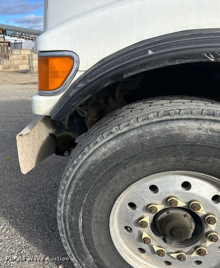 image for item DT6434 2003 Sterling L-Line truck cab and chassis