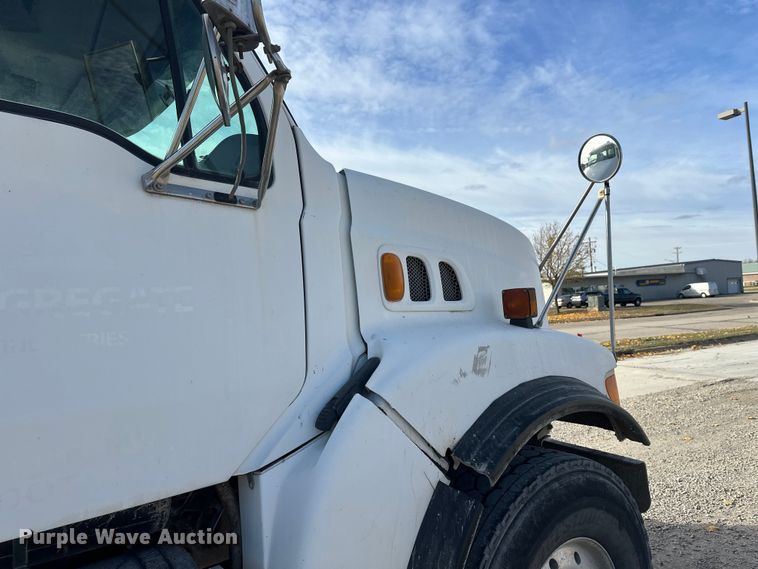 image for item DT6434 2003 Sterling L-Line truck cab and chassis