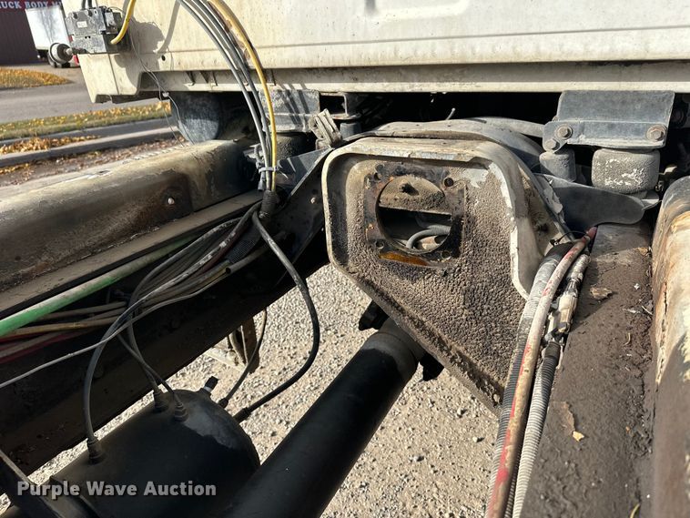 image for item DT6434 2003 Sterling L-Line truck cab and chassis