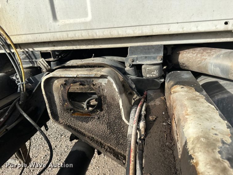 image for item DT6434 2003 Sterling L-Line truck cab and chassis