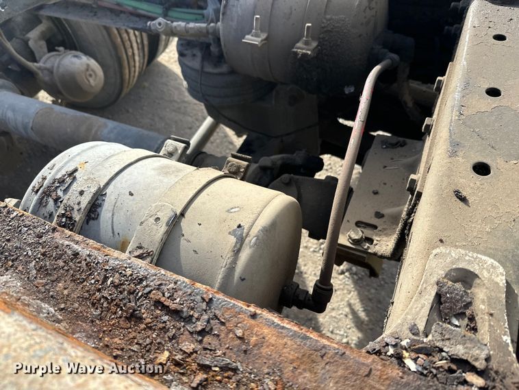 image for item DT6434 2003 Sterling L-Line truck cab and chassis