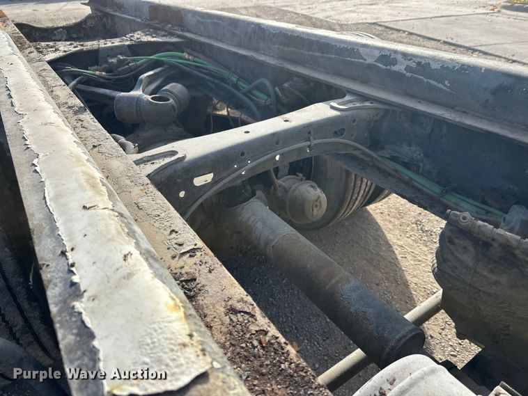 image for item DT6434 2003 Sterling L-Line truck cab and chassis