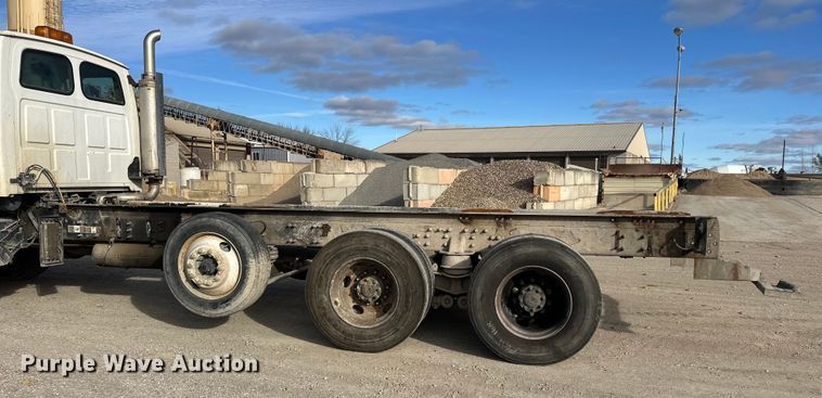 image for item DT6434 2003 Sterling L-Line truck cab and chassis