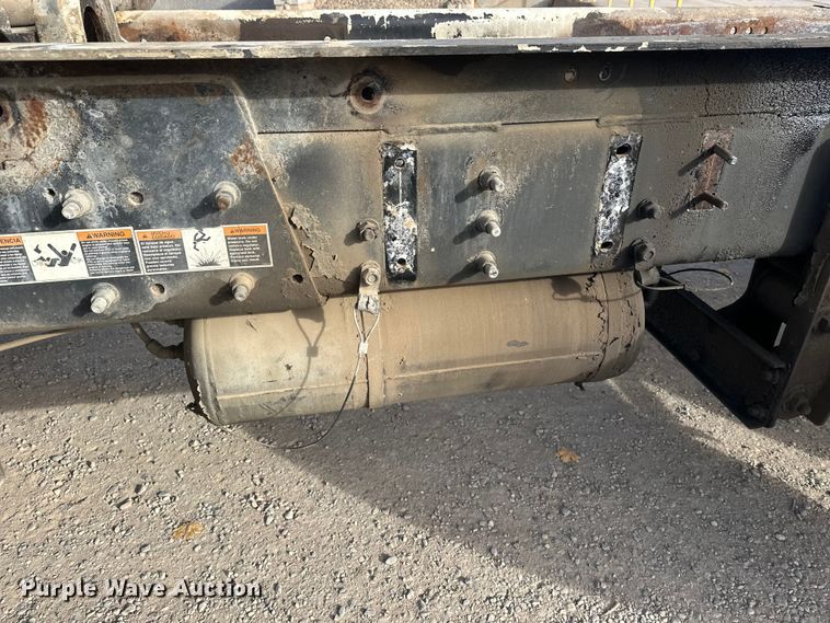 image for item DT6434 2003 Sterling L-Line truck cab and chassis