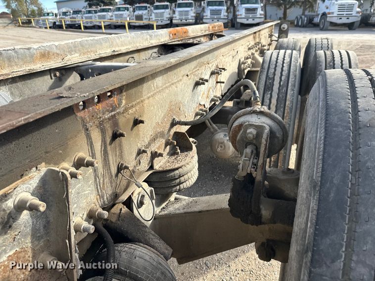 image for item DT6434 2003 Sterling L-Line truck cab and chassis