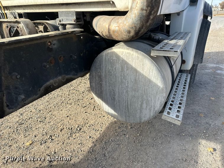 image for item DT6434 2003 Sterling L-Line truck cab and chassis