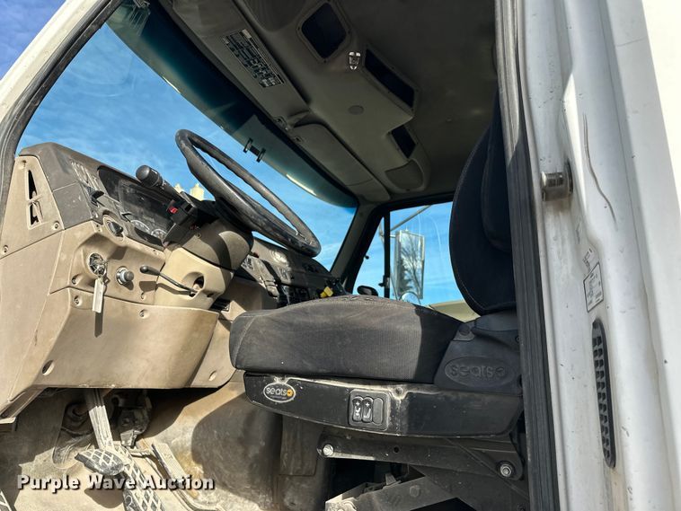 image for item DT6434 2003 Sterling L-Line truck cab and chassis