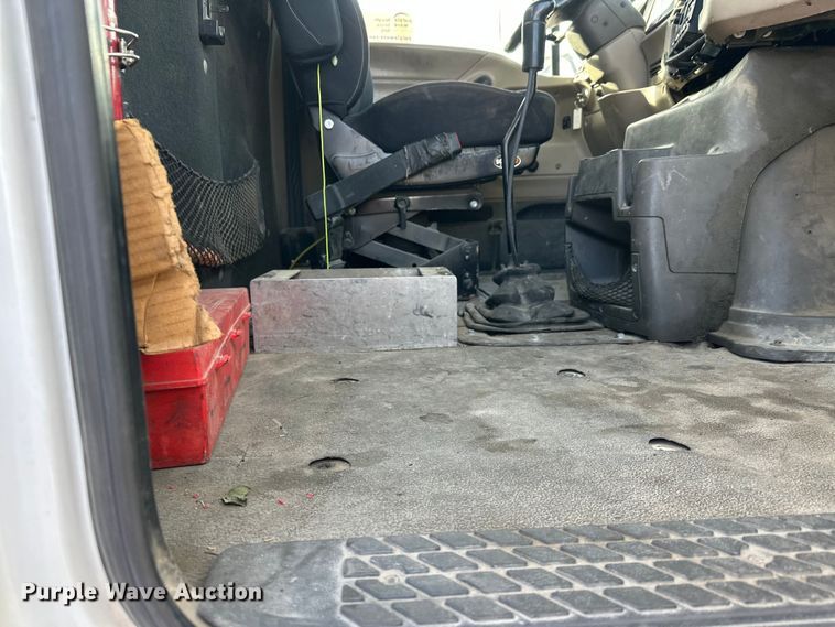 image for item DT6434 2003 Sterling L-Line truck cab and chassis