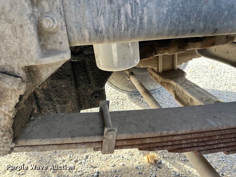 image for item DT6434 2003 Sterling L-Line truck cab and chassis