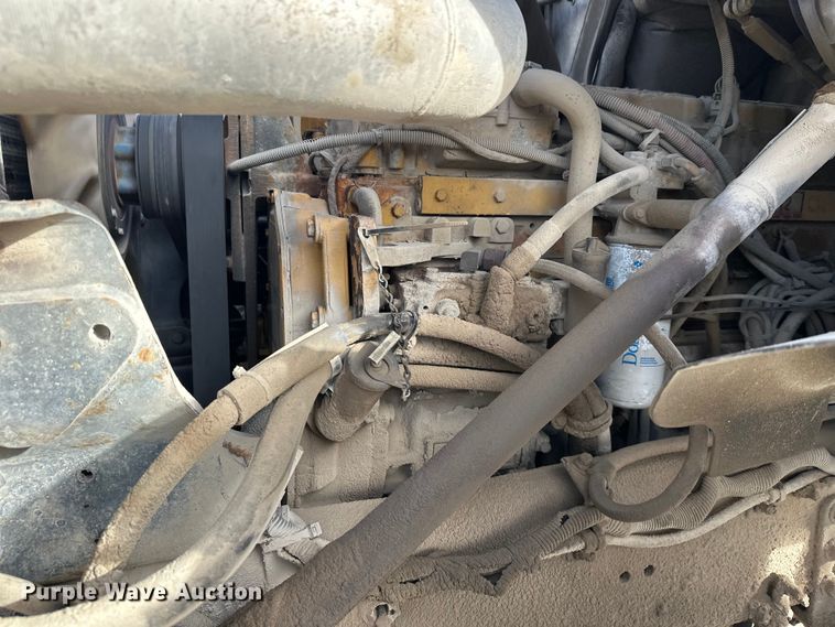 image for item DT6434 2003 Sterling L-Line truck cab and chassis