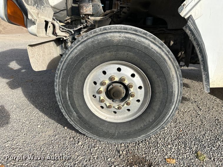 image for item DT6434 2003 Sterling L-Line truck cab and chassis