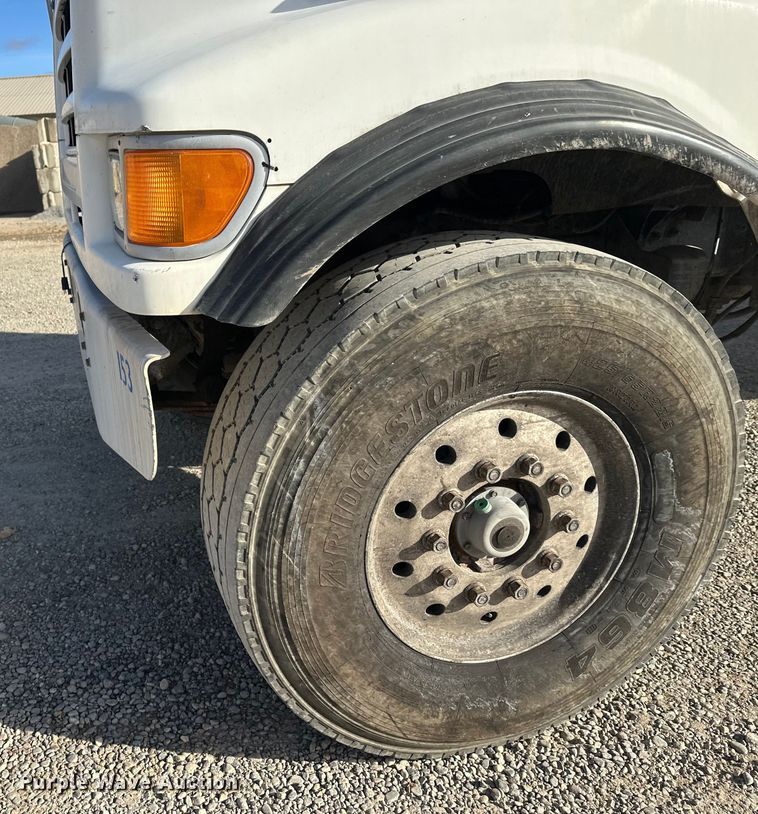 image for item DT6435 1999 Sterling L-Line truck cab and chassis