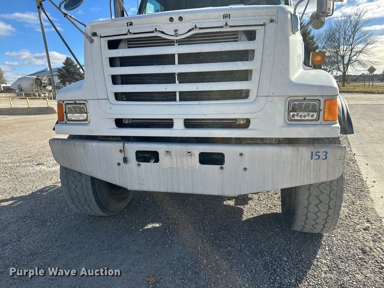 image for item DT6435 1999 Sterling L-Line truck cab and chassis