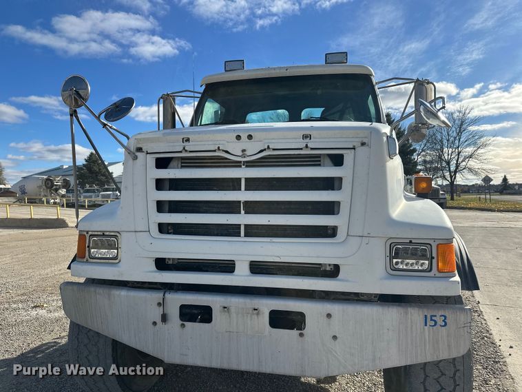 image for item DT6435 1999 Sterling L-Line truck cab and chassis