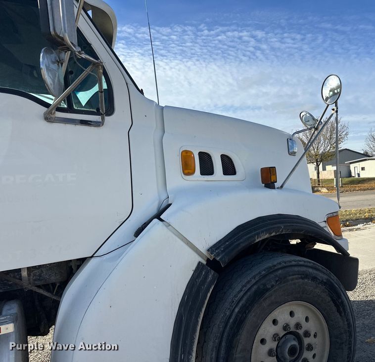 image for item DT6435 1999 Sterling L-Line truck cab and chassis