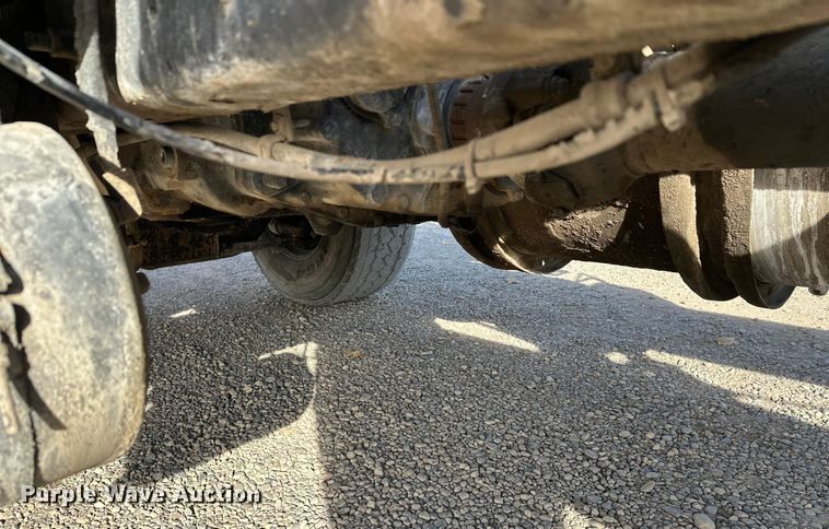 image for item DT6435 1999 Sterling L-Line truck cab and chassis