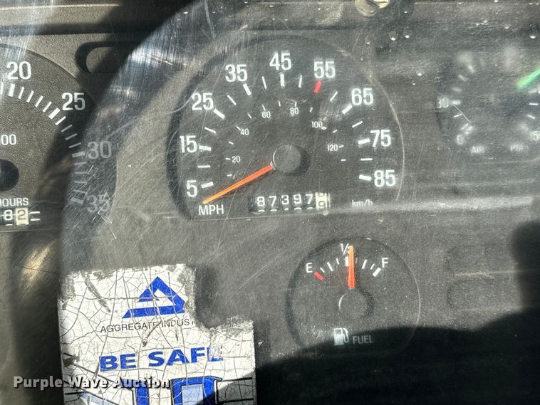 image for item DT6435 1999 Sterling L-Line truck cab and chassis