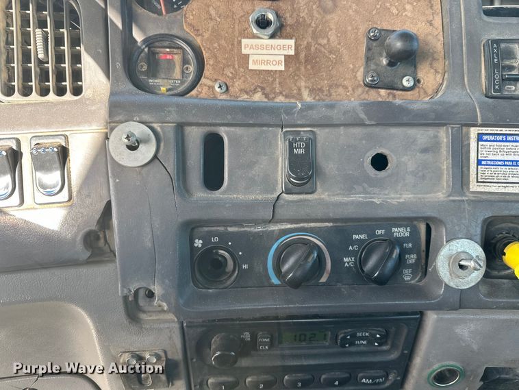 image for item DT6435 1999 Sterling L-Line truck cab and chassis