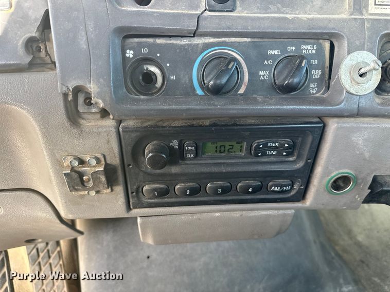 image for item DT6435 1999 Sterling L-Line truck cab and chassis