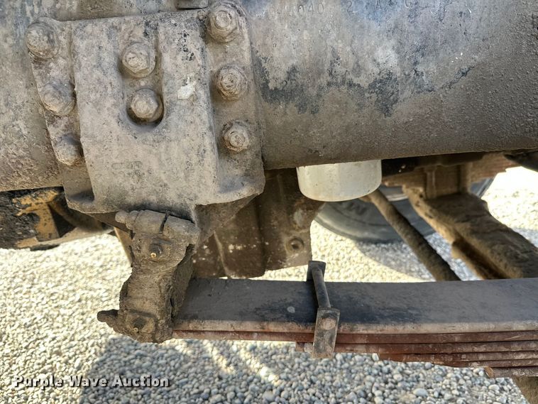 image for item DT6435 1999 Sterling L-Line truck cab and chassis