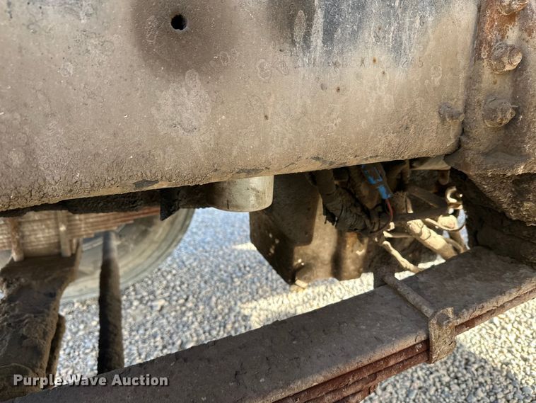 image for item DT6435 1999 Sterling L-Line truck cab and chassis