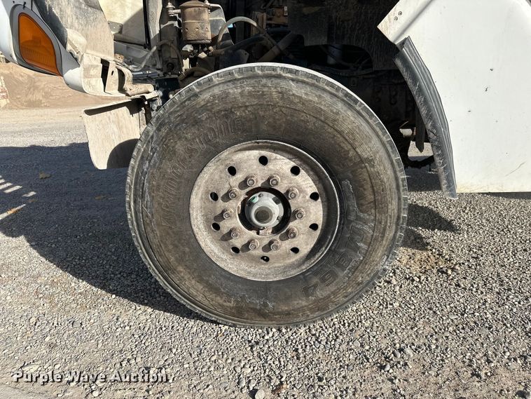 image for item DT6435 1999 Sterling L-Line truck cab and chassis