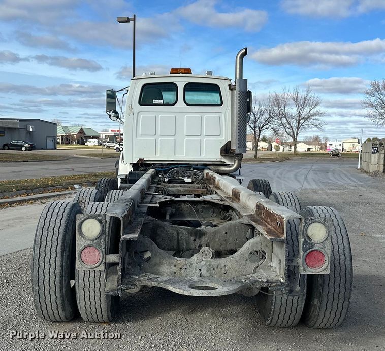 image for item DT6436 1999 Sterling L-Line truck cab and chassis