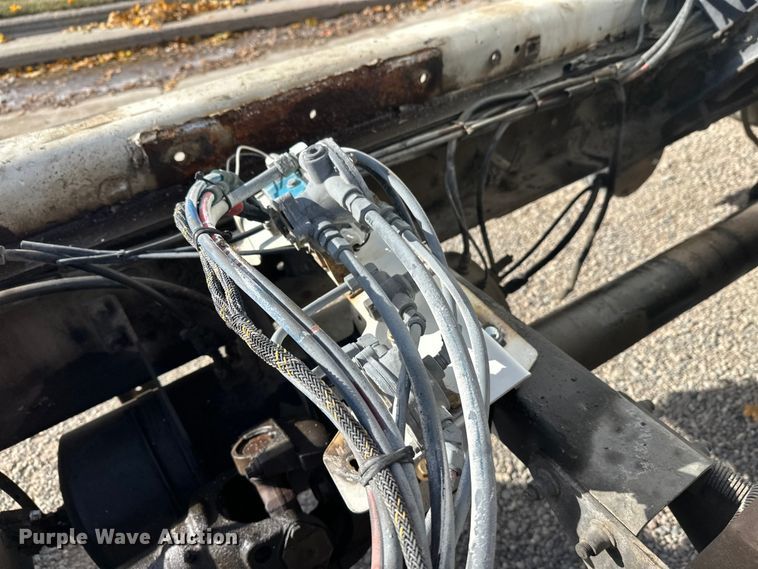 image for item DT6436 1999 Sterling L-Line truck cab and chassis